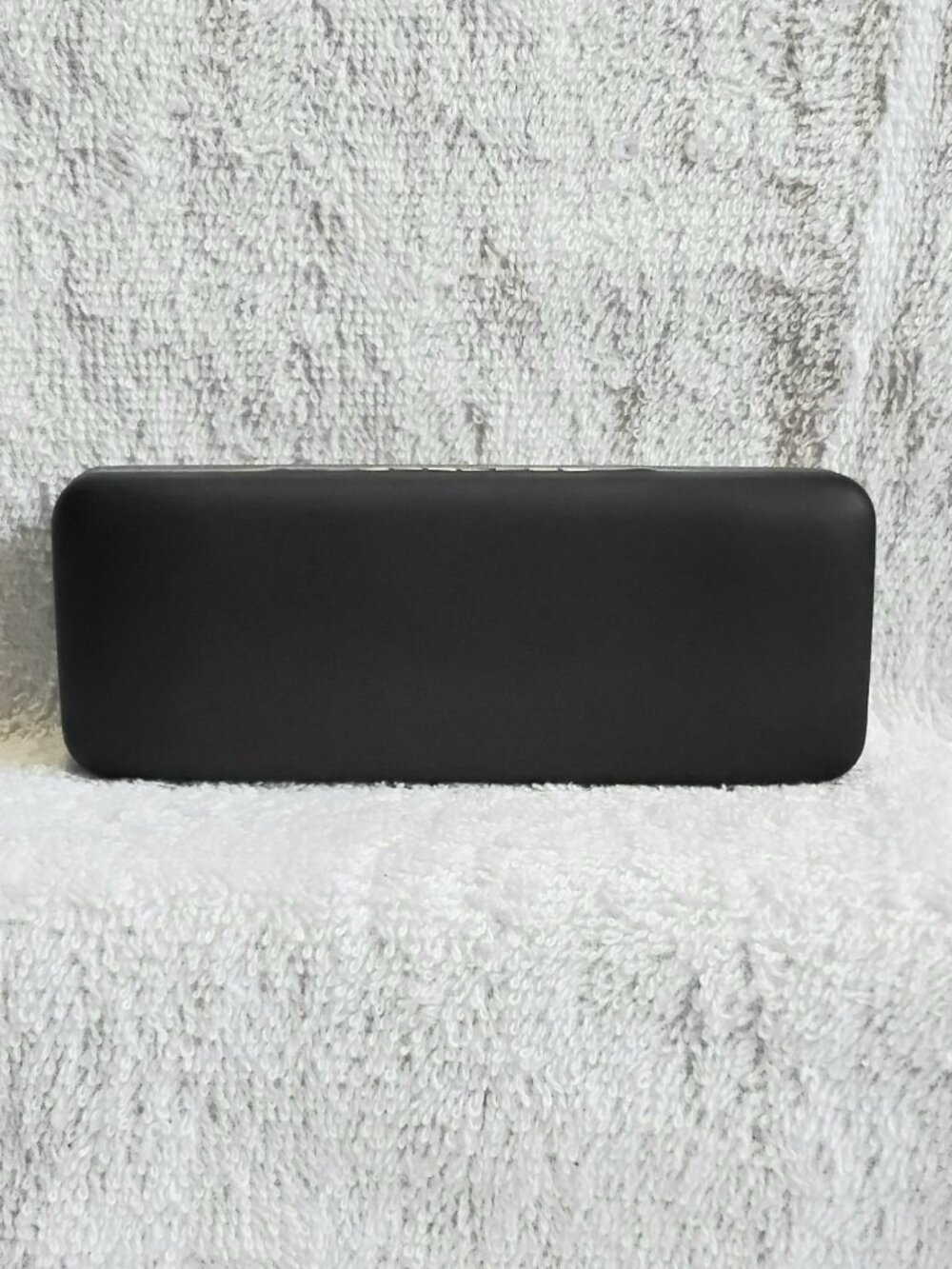Genuine 6 1/2" Harley Davidson Hard Shell Eyeglass Case That Snaps Shut!! - Picture 7 of 7